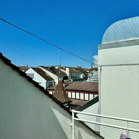 Center Rooftop Balcony-studio At Town Hall